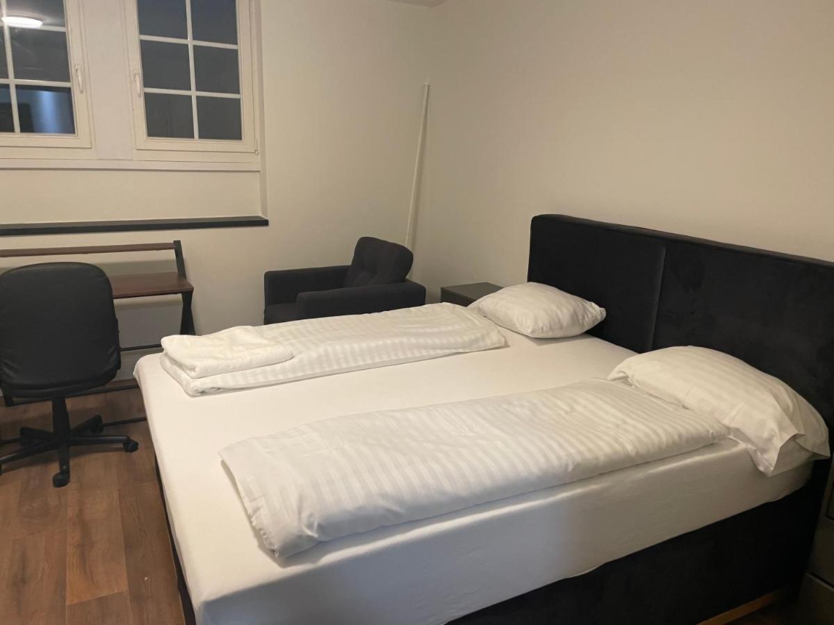 Lindas Beauty Hostel زيورخ المظهر الخارجي الصورة